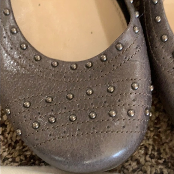 Prada - Picture 2 of 3